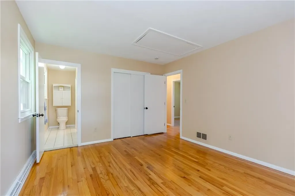 26 Seneca Road Portsmouth RI 02871