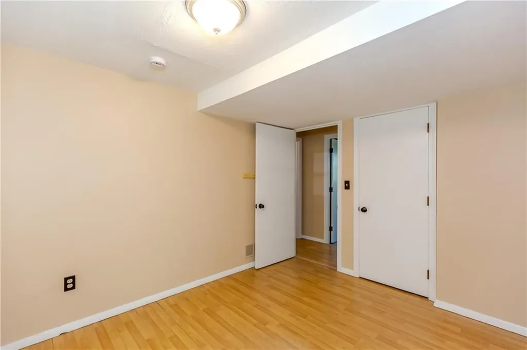 26 Seneca Road Portsmouth RI 02871
