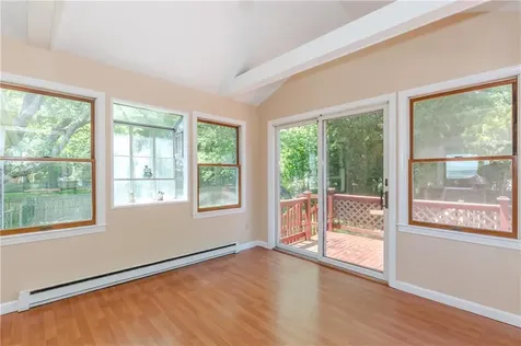 26 Seneca Road Portsmouth RI 02871
