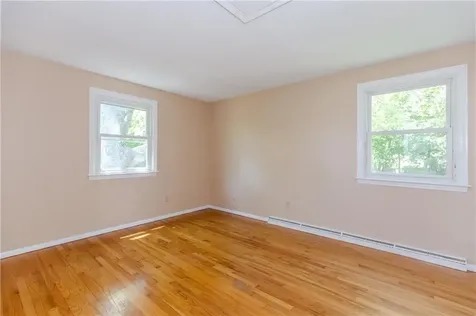 26 Seneca Road Portsmouth RI 02871