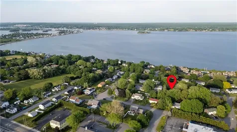 26 Seneca Road Portsmouth RI 02871