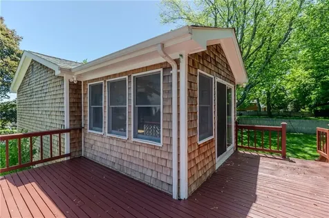 26 Seneca Road Portsmouth RI 02871
