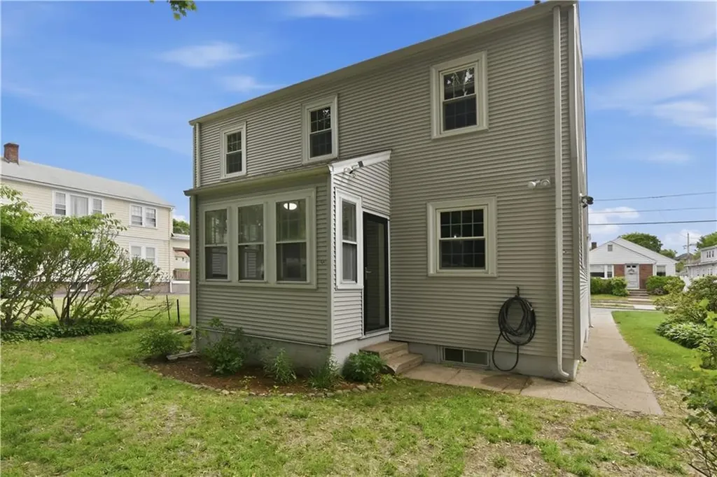96 Meridian Street Providence RI 02908