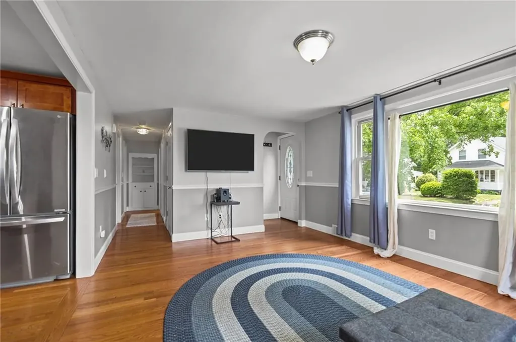 83 Bateman Avenue Cranston RI 02920