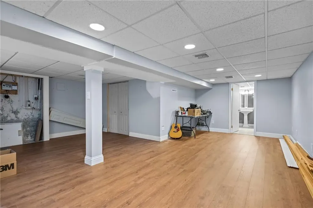 83 Bateman Avenue Cranston RI 02920