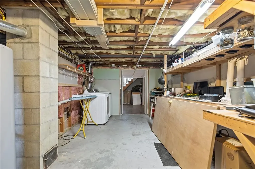 83 Bateman Avenue Cranston RI 02920