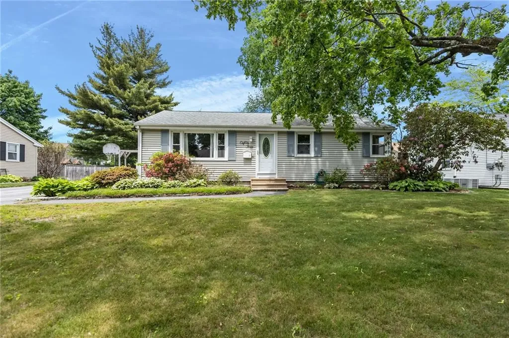 83 Bateman Avenue Cranston RI 02920