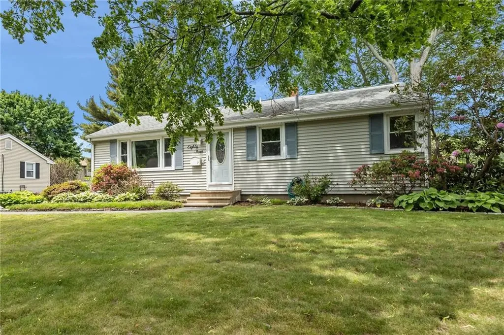 83 Bateman Avenue Cranston RI 02920