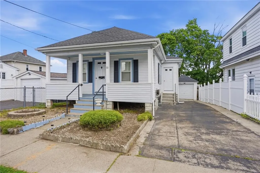 10 Mayflower Street East Providence RI 02914