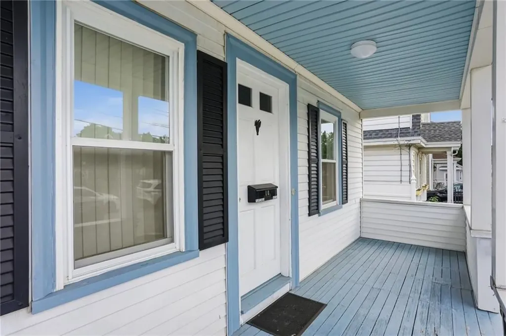 10 Mayflower Street East Providence RI 02914