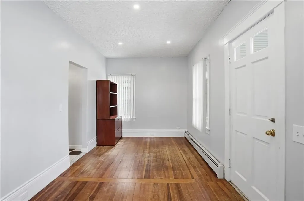 10 Mayflower Street East Providence RI 02914