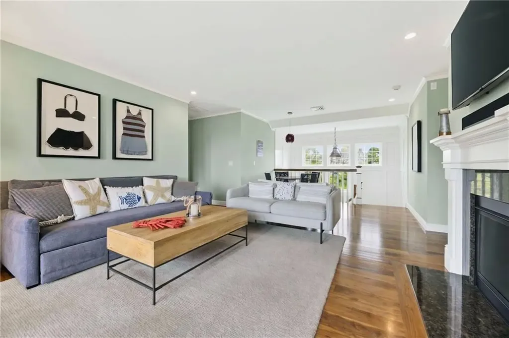 20 Passpataug Avenue Westerly RI 02891