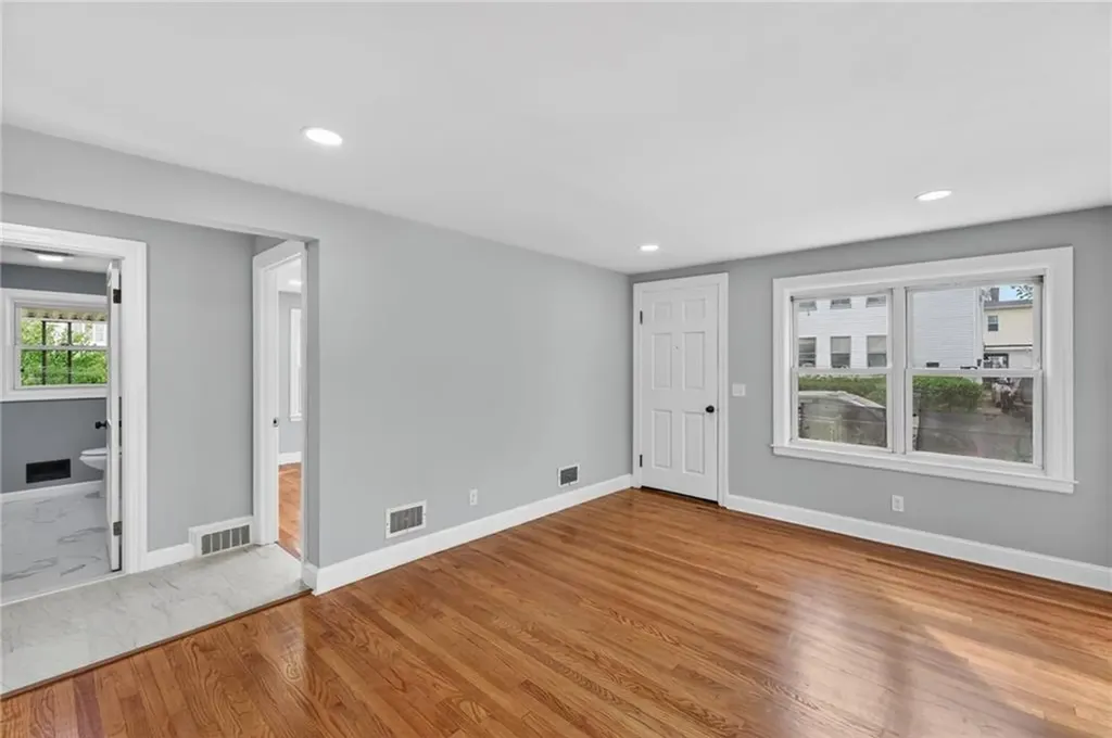28 Hazard Street Pawtucket RI 02860