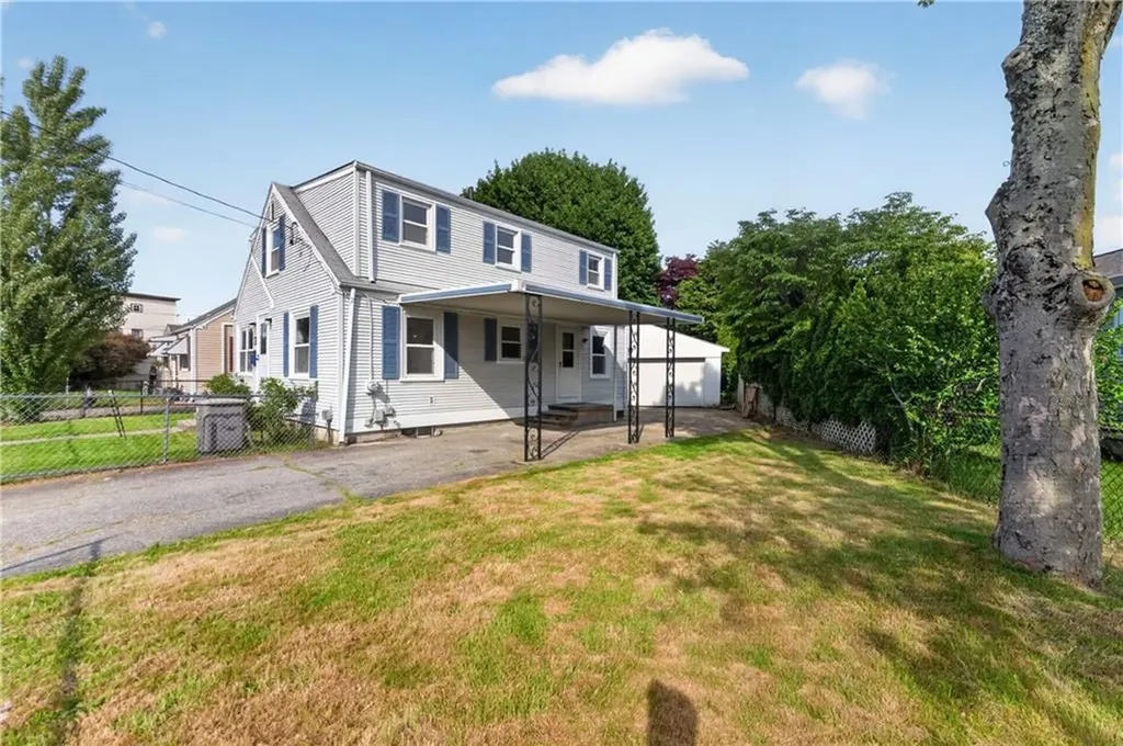 28 Hazard Street Pawtucket RI 02860