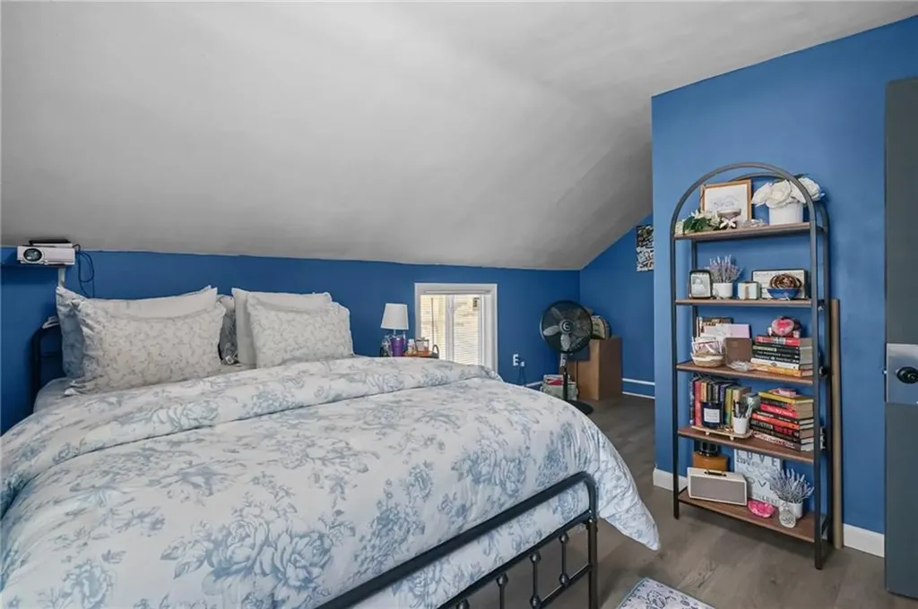5 7 Nelson Street East Providence RI 02916
