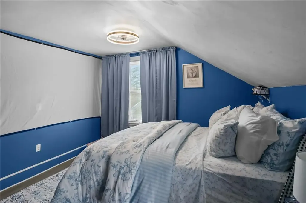 5 7 Nelson Street East Providence RI 02916