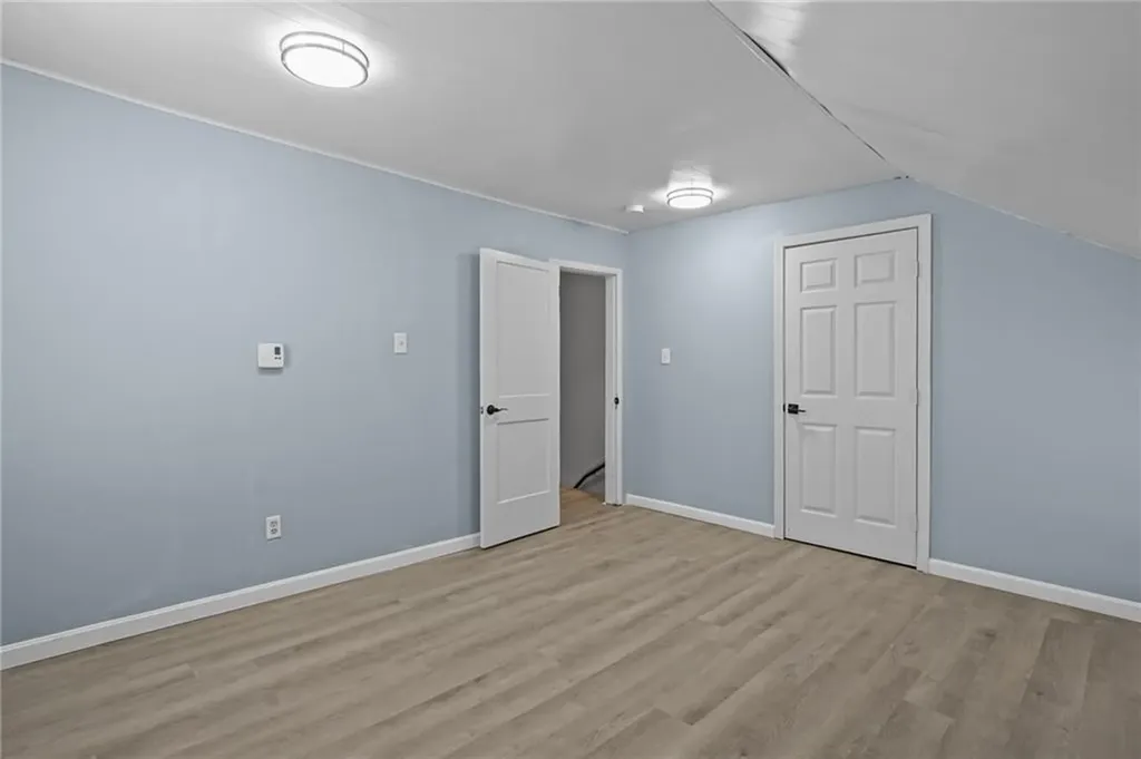 5 7 Nelson Street East Providence RI 02916