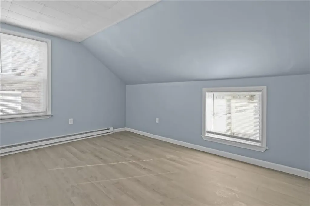 5 7 Nelson Street East Providence RI 02916