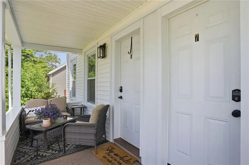 5 7 Nelson Street East Providence RI 02916