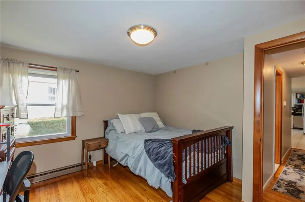 68 Brookside Avenue North Providence RI 02911