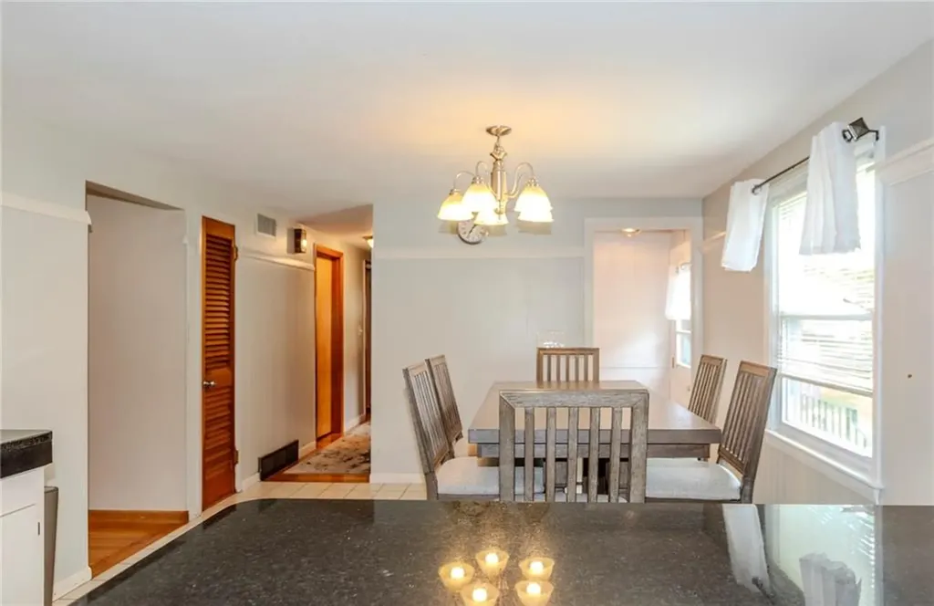 68 Brookside Avenue North Providence RI 02911
