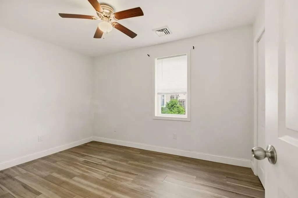 6 Woolsey Road Middletown RI 02842