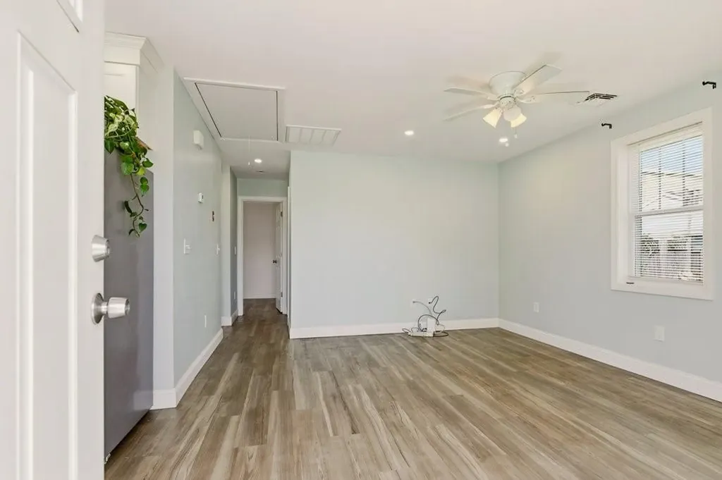 6 Woolsey Road Middletown RI 02842
