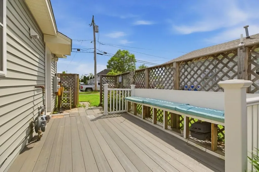 6 Woolsey Road Middletown RI 02842