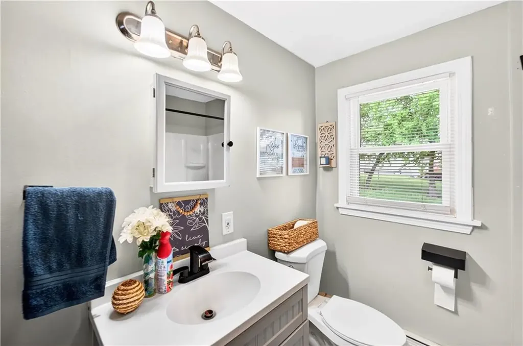 140 142 Lawrence Street Cranston RI 02920