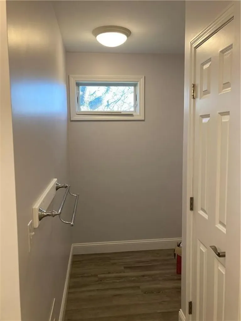 47 Tuckerman Avenue Middletown RI 02842