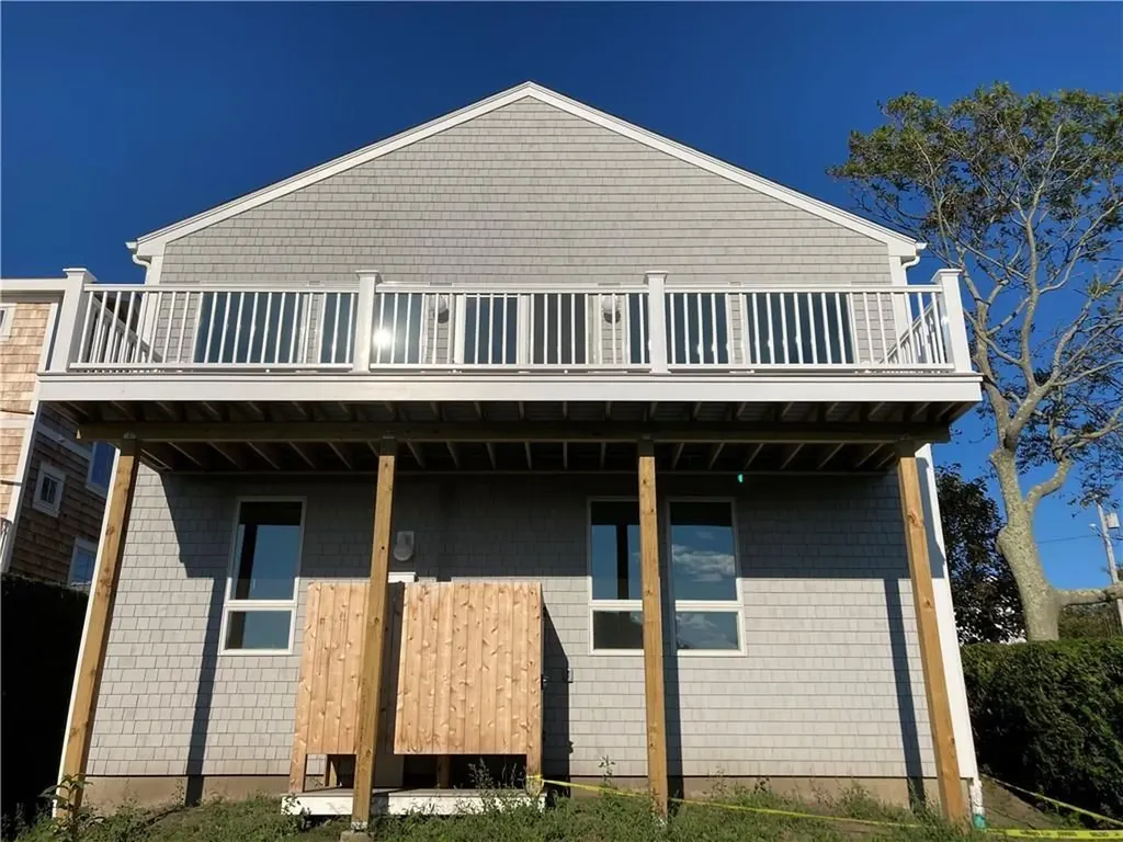 47 Tuckerman Avenue Middletown RI 02842
