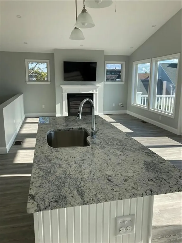 47 Tuckerman Avenue Middletown RI 02842
