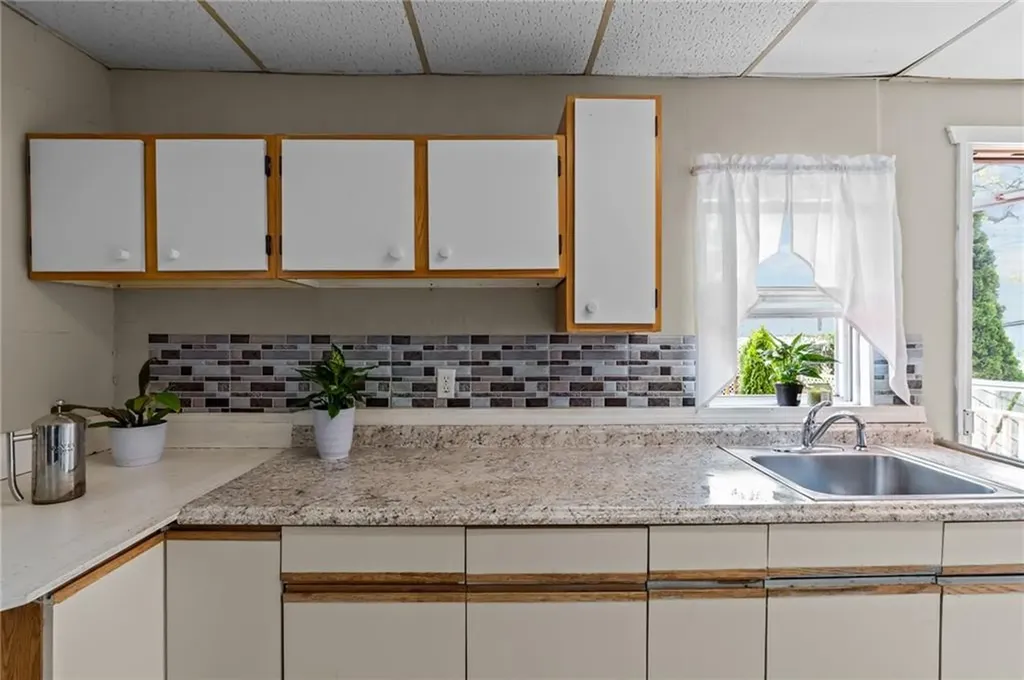 118 Porter Street Providence RI 02905