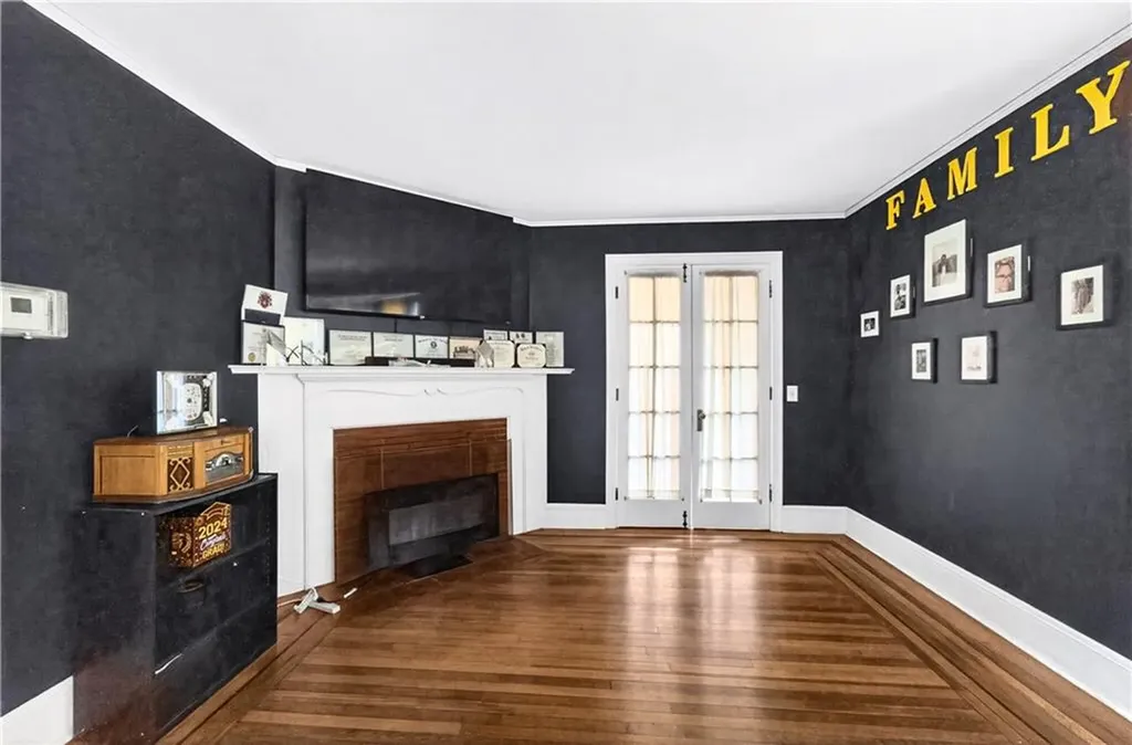 136 138 Armington Street Cranston RI 02910