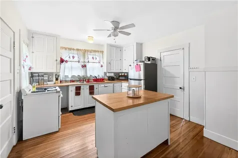 136 138 Armington Street Cranston RI 02910