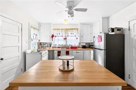136 138 Armington Street Cranston RI 02910