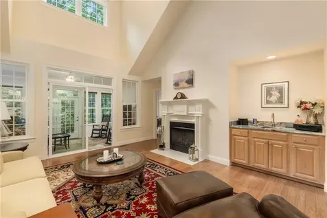 315 Old River Road Lincoln RI 02838