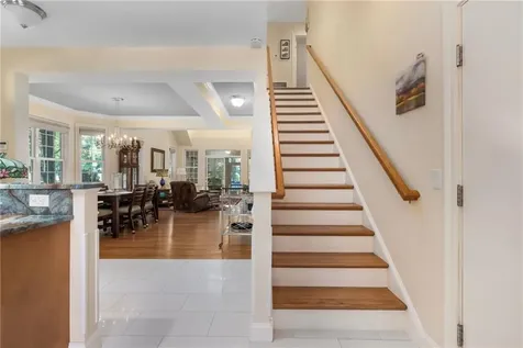 315 Old River Road Lincoln RI 02838