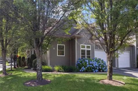 315 Old River Road Lincoln RI 02838