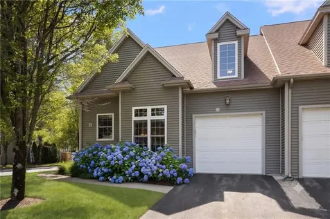 315 Old River Road Lincoln RI 02838