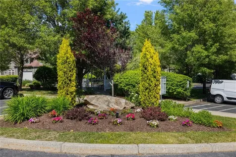 315 Old River Road Lincoln RI 02838