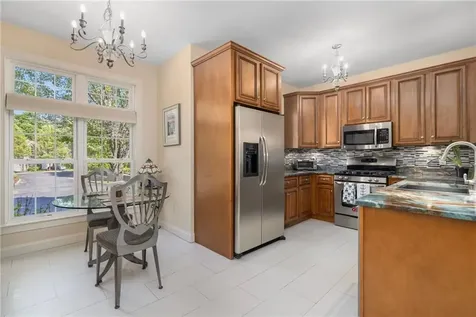 315 Old River Road Lincoln RI 02838