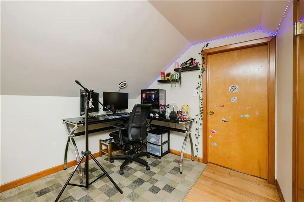 1472 Wampanoag Trail East Providence RI 02915