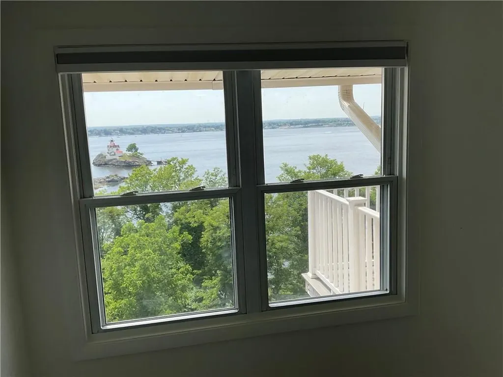 33 Bullocks Point Avenue East Providence RI 02915
