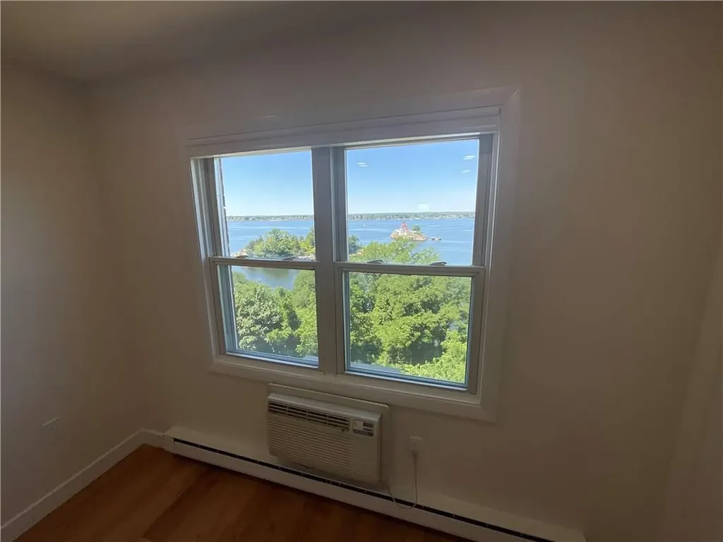 33 Bullocks Point Avenue East Providence RI 02915