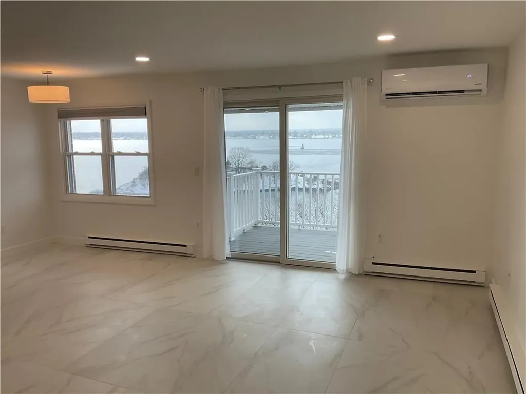 33 Bullocks Point Avenue East Providence RI 02915