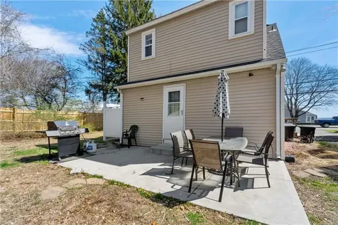 844 Boston Neck Road Narragansett RI 02882