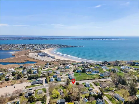 844 Boston Neck Road Narragansett RI 02882