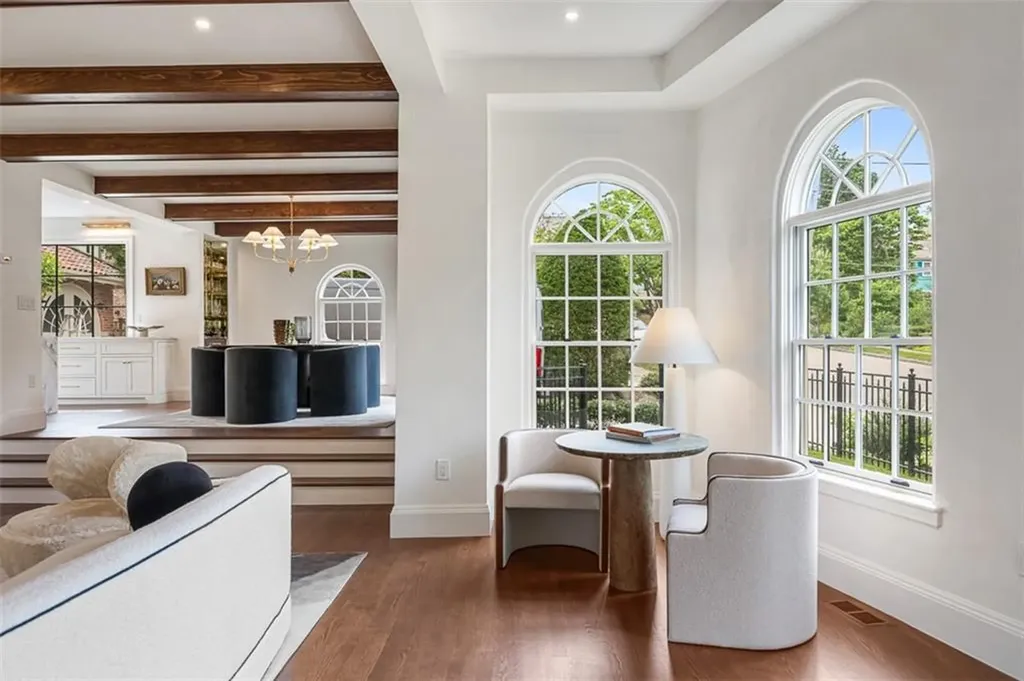 612 Elmgrove Avenue Providence RI 02906