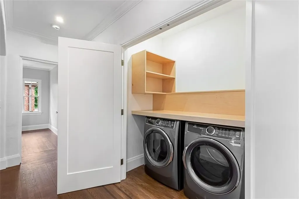 612 Elmgrove Avenue Providence RI 02906